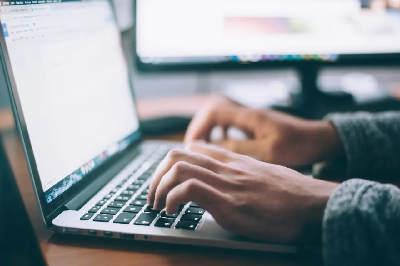 30 Prompts ChatGPT Essentiels pour les PDG de PME (Prêts à Copier-Coller)