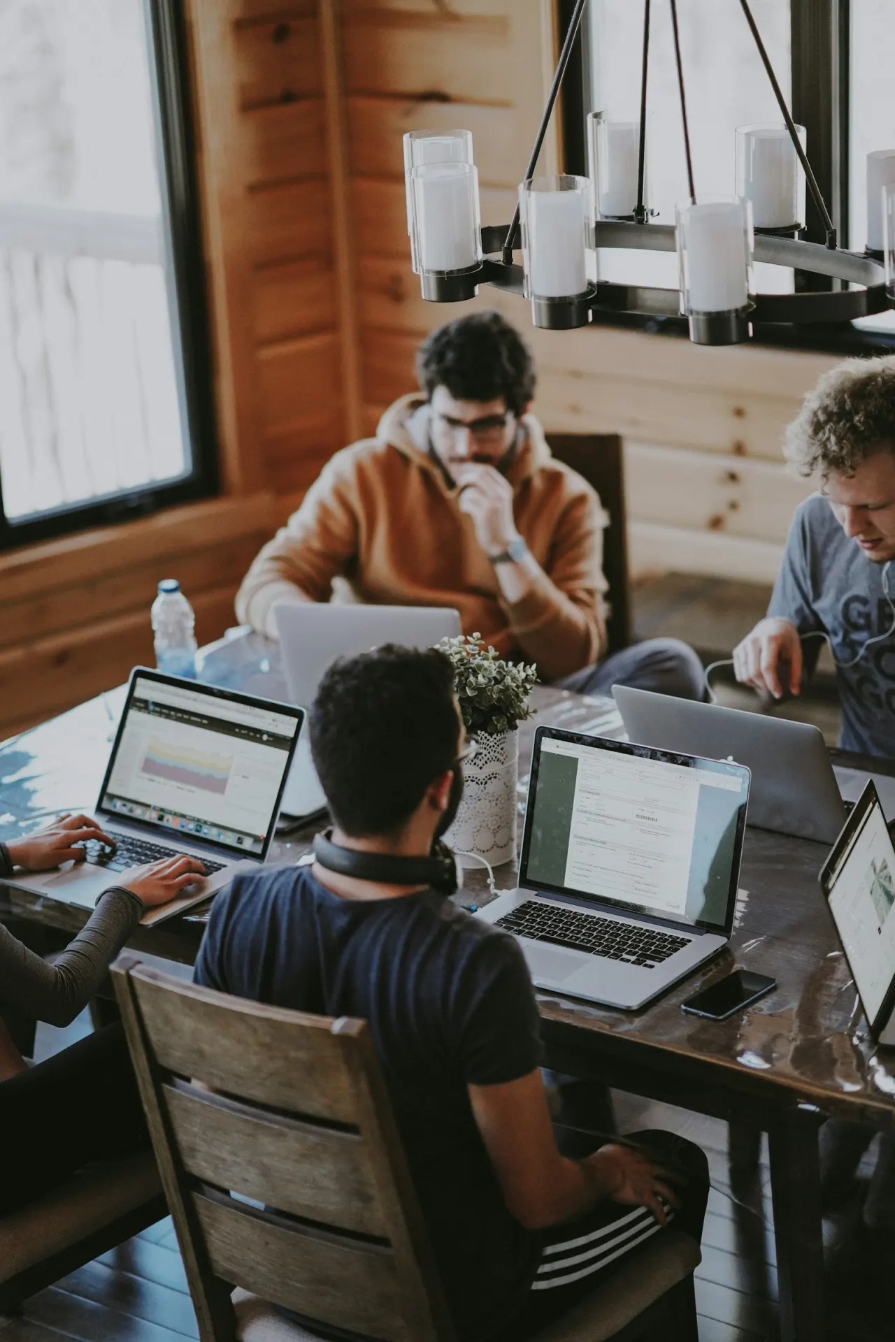Illustration de l’article « Top 10 Automatisations Essentielles pour Agences de Recrutement en 2025 »